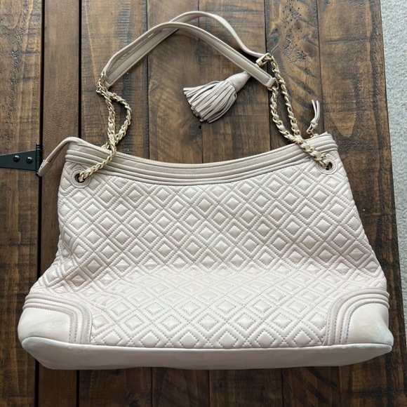 Tory Burch Fleming Large Leather Quilted Tote Bag Purse with Gold Chain - Picture 9 of 16